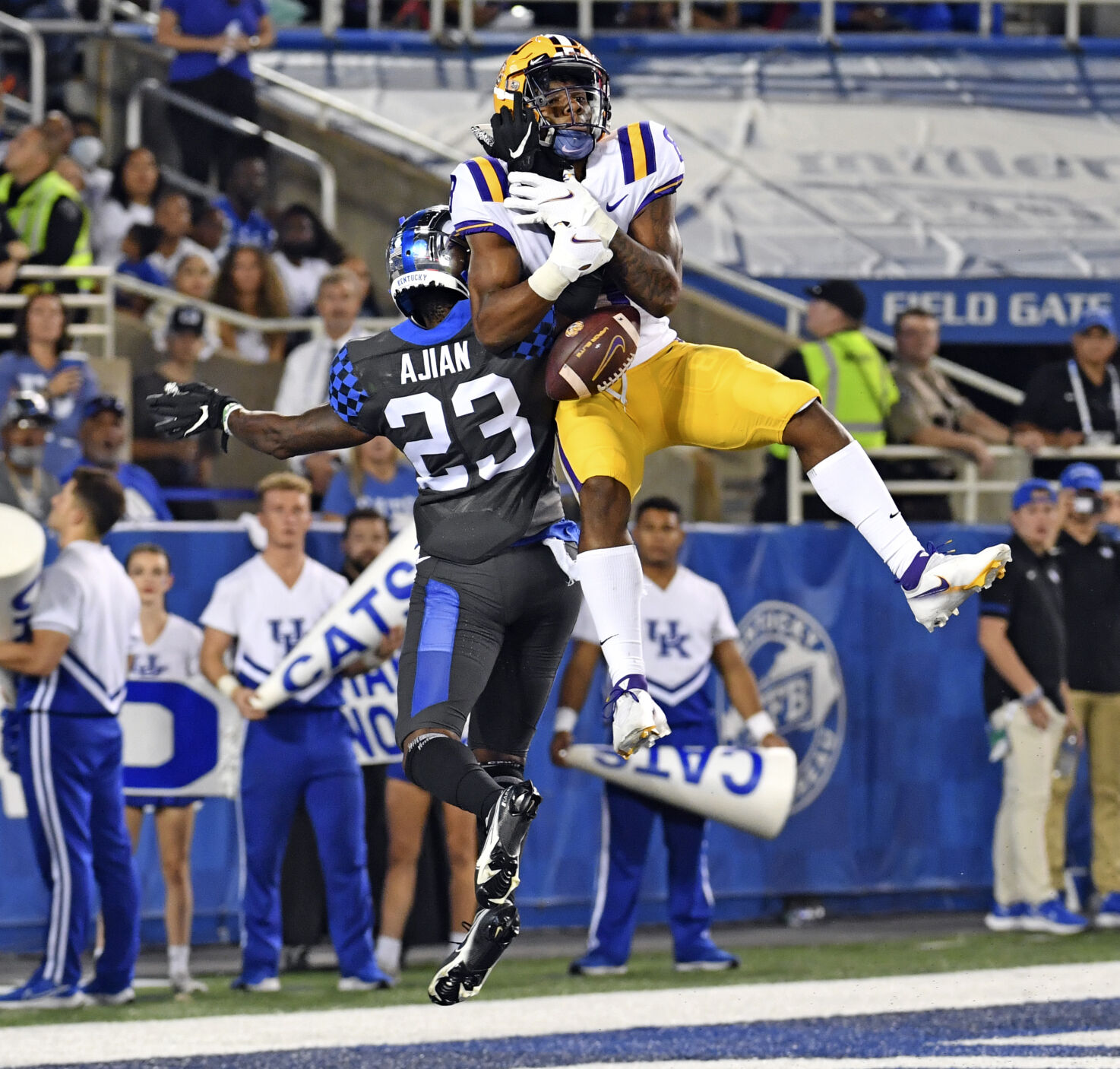 lsukentucky.101021 HS 3559.JPG